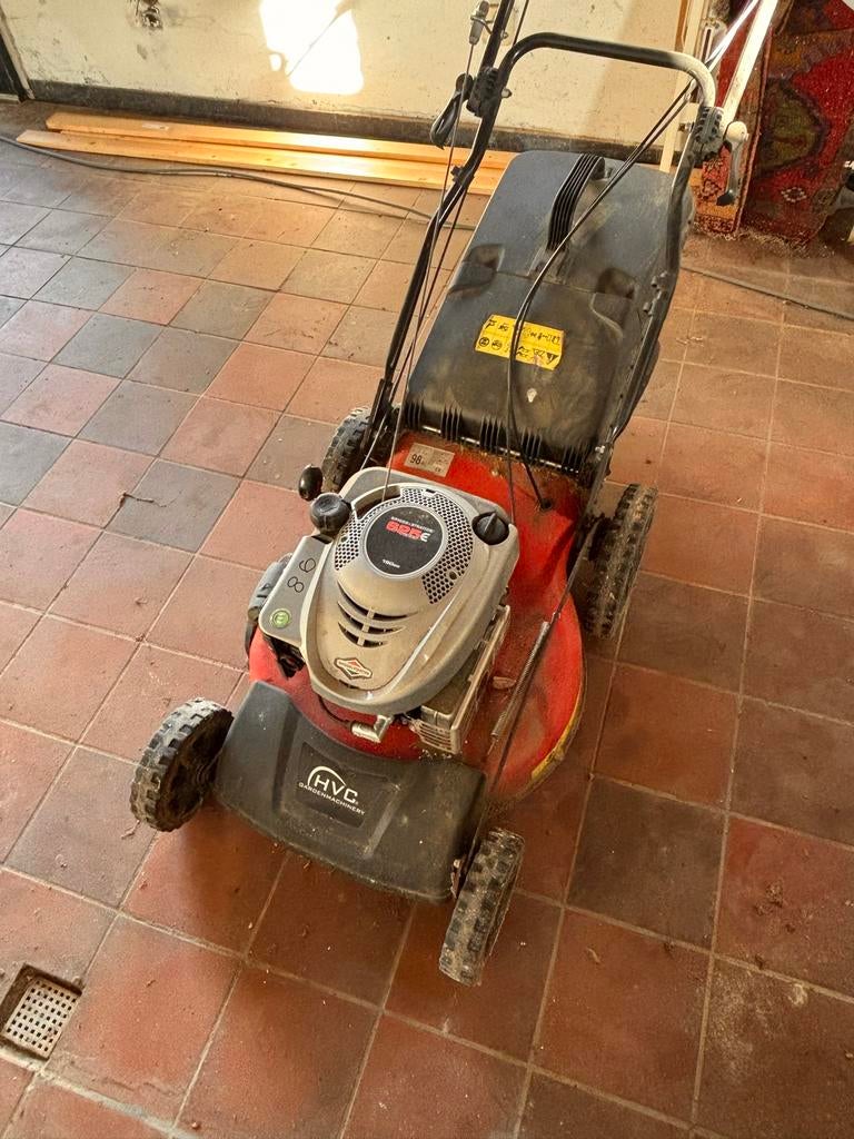 Grasmaaier defect Briggs & Stratton motor, Cirkelmaaier, Gebruikt, Ophalen of Verzenden, Benzine-grasmaaier