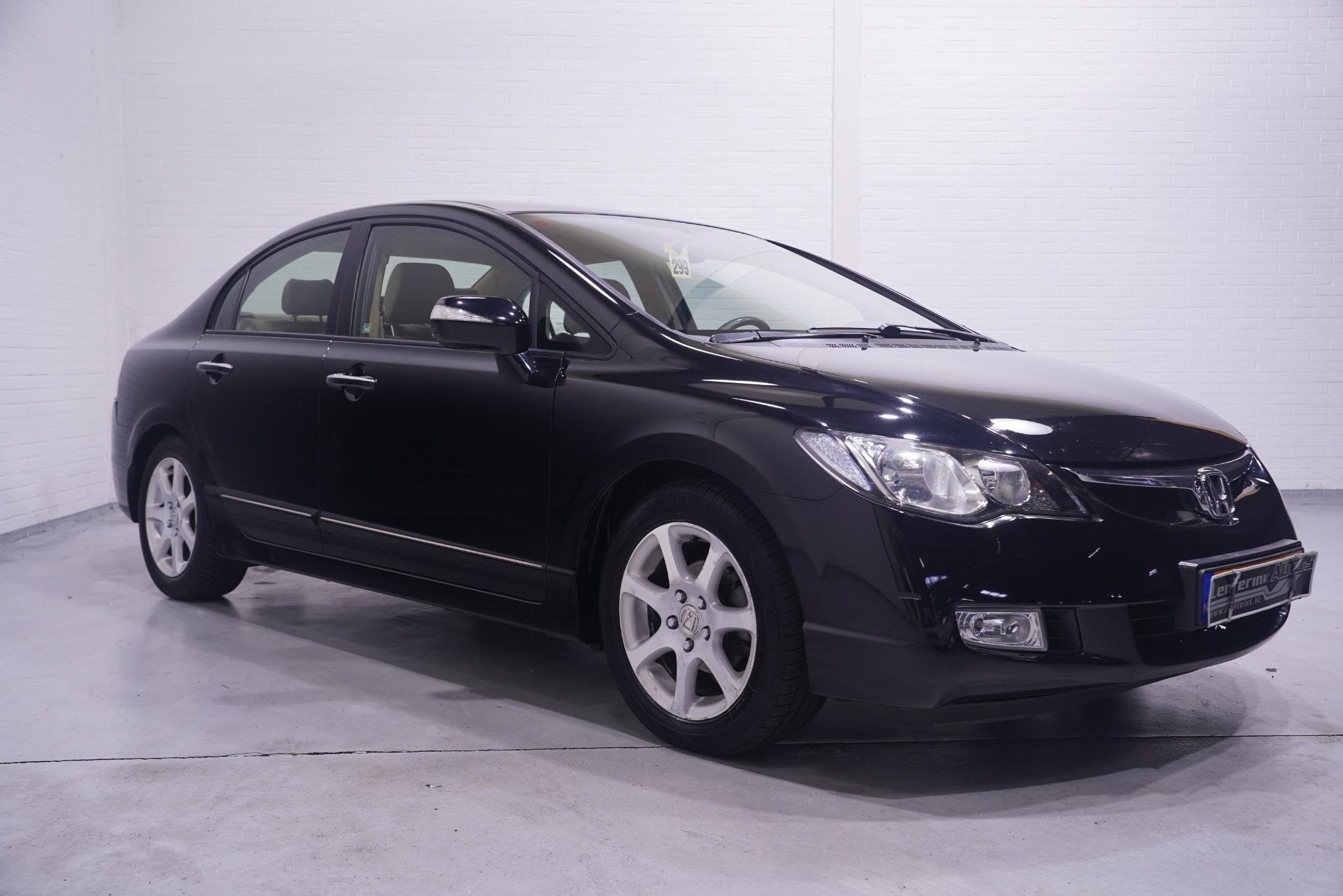 Honda Civic 1.3 Hybrid NAP Clima Cruise Stoelverwarming Trek, Auto's, Gebruikt, 4 cilinders, 116 pk, Zwart