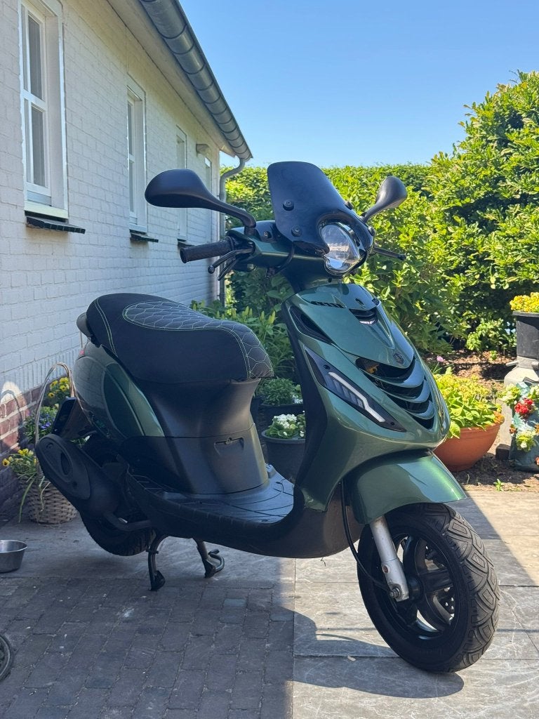 ⭐️Piaggio zip 4 takt 50cc carburateur SP-Line UNIEK⭐️, Fietsen en Brommers, Niet ingevuld, Niet ingevuld, Niet ingevuld
