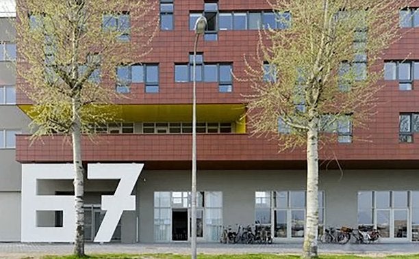 Parkeerplaats te huur Amsterdam Houthavens Haparandaweg, Huizen en Kamers, Garages en Parkeerplaatsen, Amsterdam