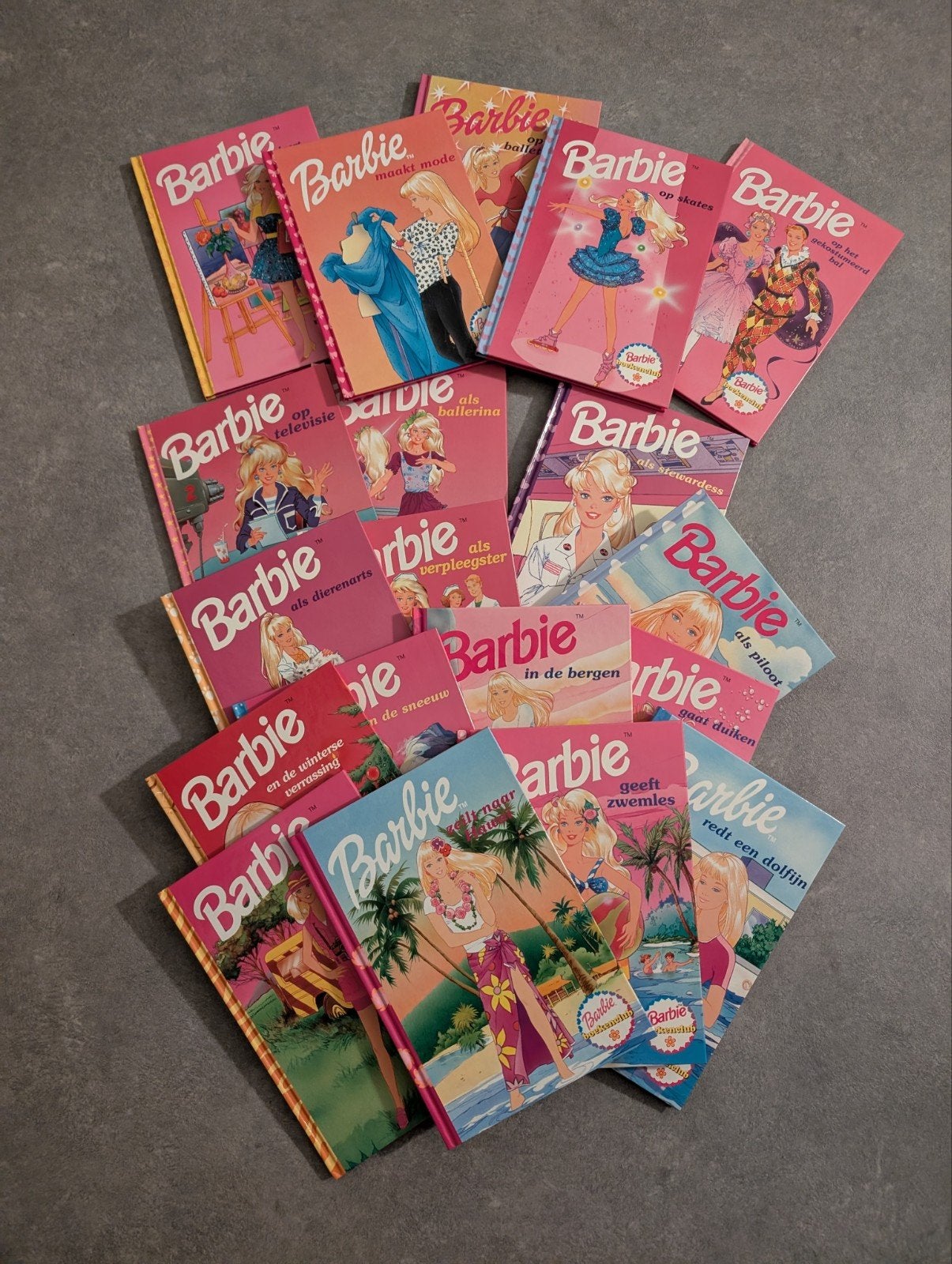 Barbie boekenclub 19 titels - als set of per stuk te koop, Ophalen of Verzenden, Gelezen, Muziek, Film of Tv