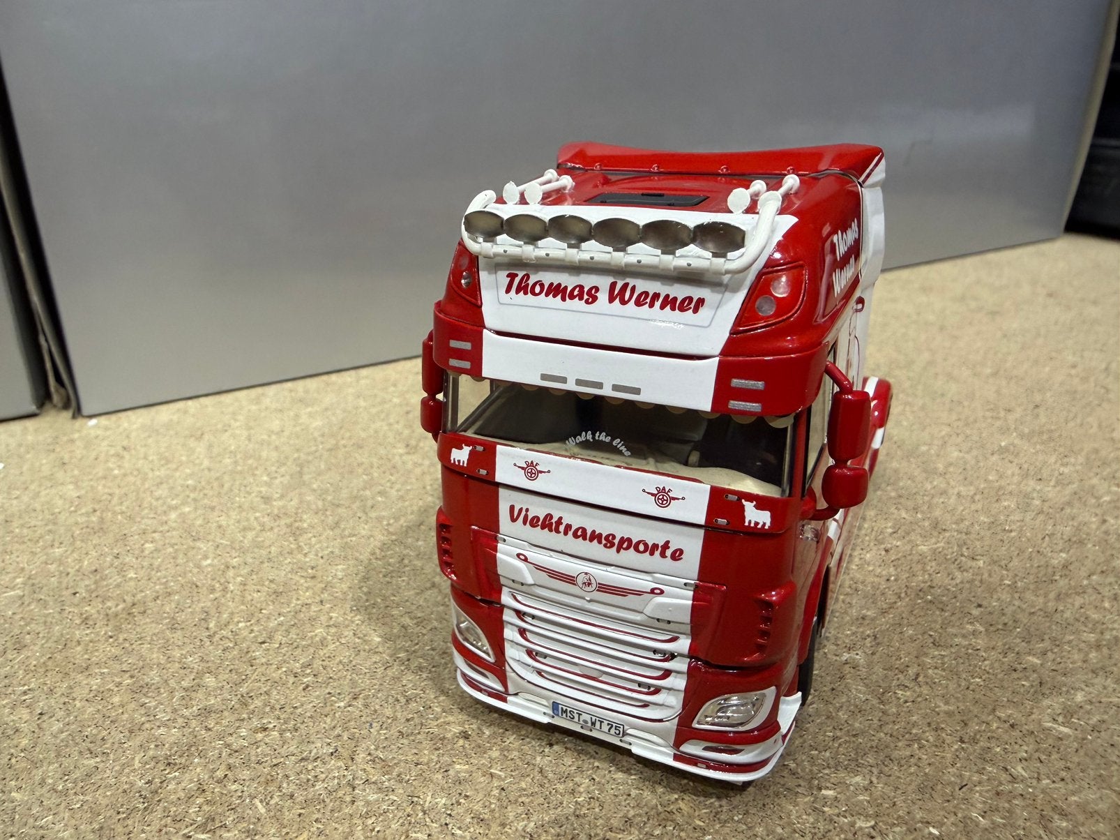 WSI DAF XF SUPER SPACE CAB THOMAS WERNER, Hobby en Vrije tijd, Modelauto's | 1:50, Ophalen of Verzenden, Nieuw, Bus of Vrachtwagen