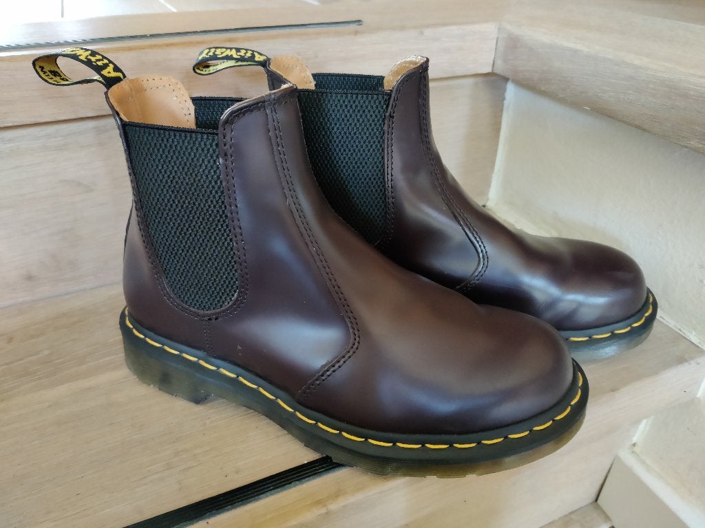 Dr Martens chelsea boots bordeau rood, Lage of Enkellaarzen, Nieuw, Ophalen of Verzenden, Dr. Martens