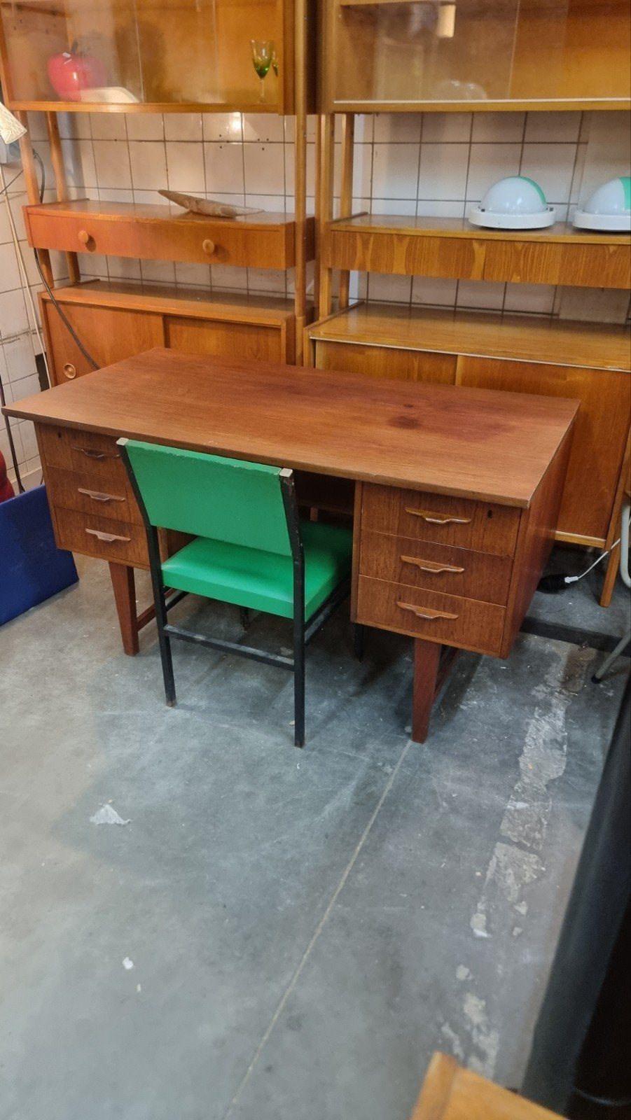 vintage bureau teak mid century, ,, Ophalen of Verzenden, Zo goed als nieuw, ,