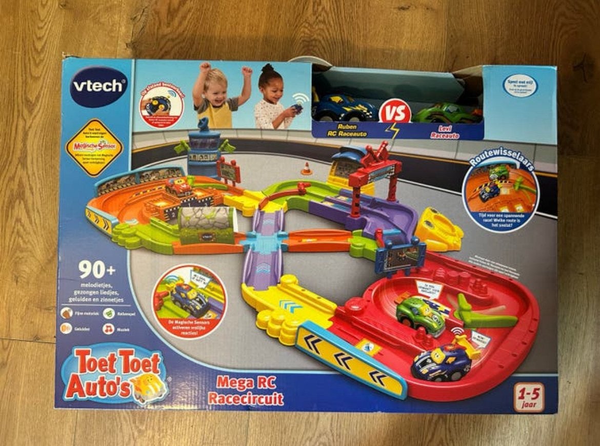 Vtech mega RC Racecircuit met afstandsbediening NIEUW!, Kinderen en Baby's, Speelgoed | Vtech, Ophalen of Verzenden, Nieuw, 6 maanden tot 2 jaar