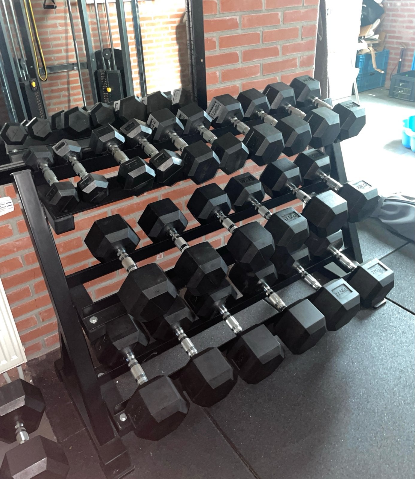 Hexa Dumbells 2.5-30 kg met rek, Sport en Fitness, Ophalen, Zo goed als nieuw, Rug, Dumbbell
