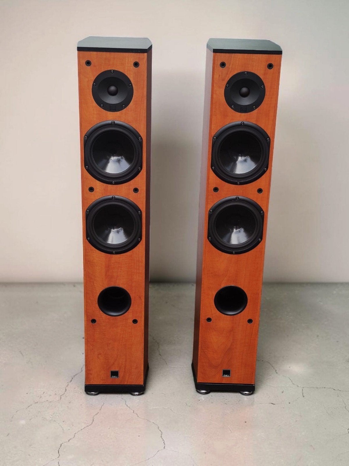 Dali suite 2.5, Ophalen, Zo goed als nieuw, 60 tot 120 watt, Overige merken