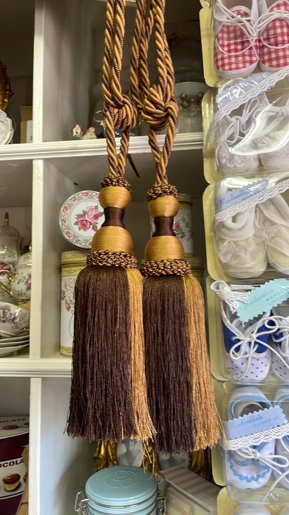 Mooie grote embrasses, Bruin, Ophalen of Verzenden, Zo goed als nieuw, 200 cm of meer