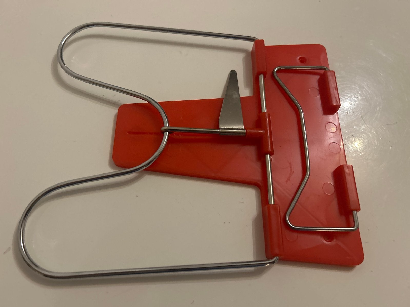 Handige Boekensteun - Rood met Metaal, Ophalen of Verzenden, Zo goed als nieuw, Rood, Kunststof