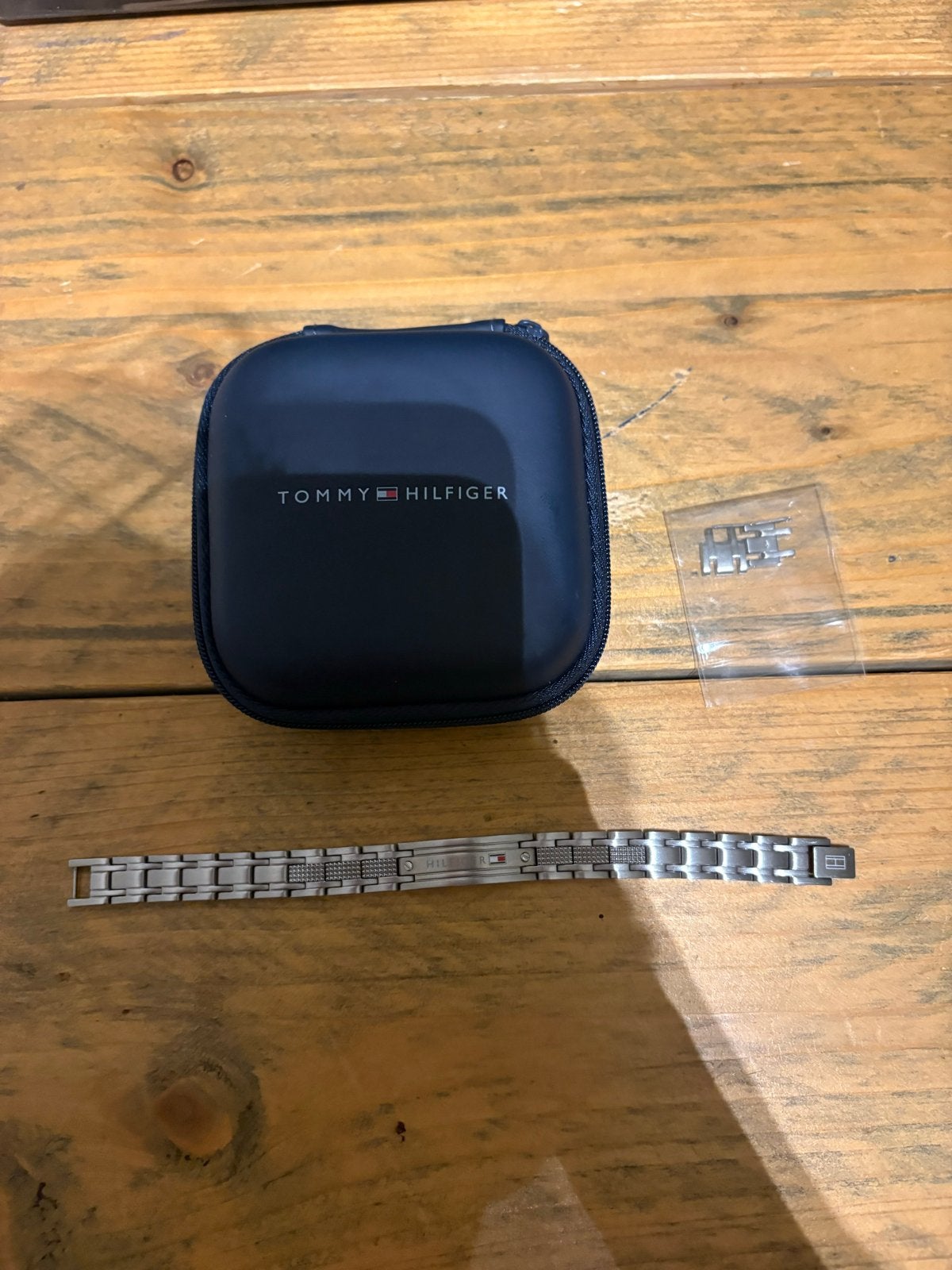 Tommy Hilfiger Armband Zilver - Zo goed als nieuw, Ophalen of Verzenden, Zo goed als nieuw, Zilver, Staal