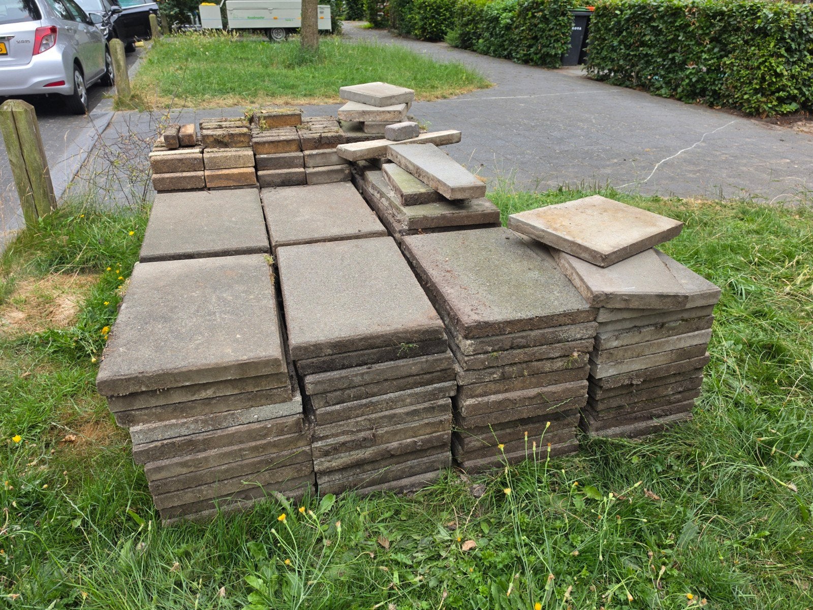 Gratis terrastegels beton 60x40x5, Ophalen, Gebruikt, Beton, Terrastegels