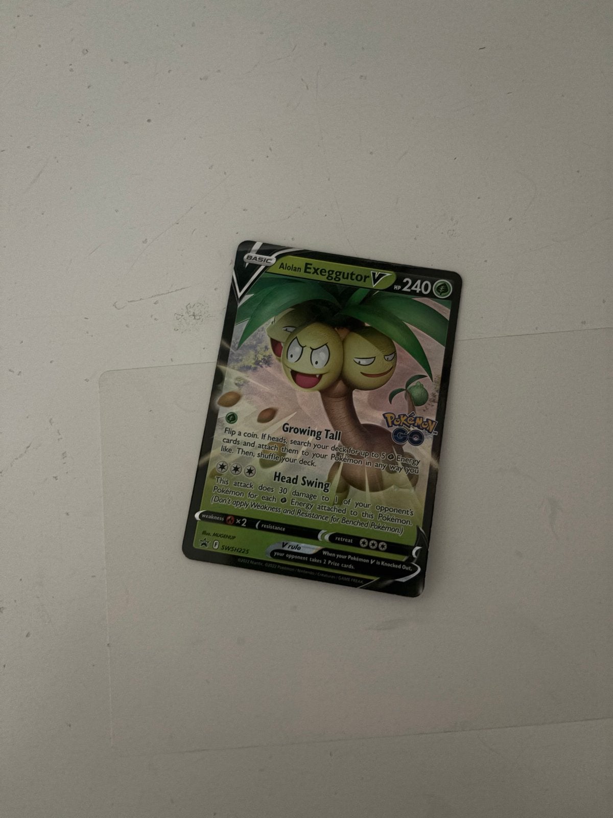 Alolan Exeggutor V Pokémon Kaart - SWSH225, Ophalen of Verzenden, Zo goed als nieuw, Losse kaart
