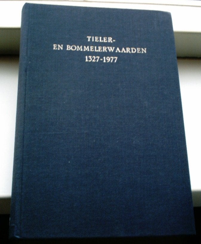 Tieler- en Bommelerwaarden(Moorman van Kappen,9090000542)., Ophalen of Verzenden, Zo goed als nieuw