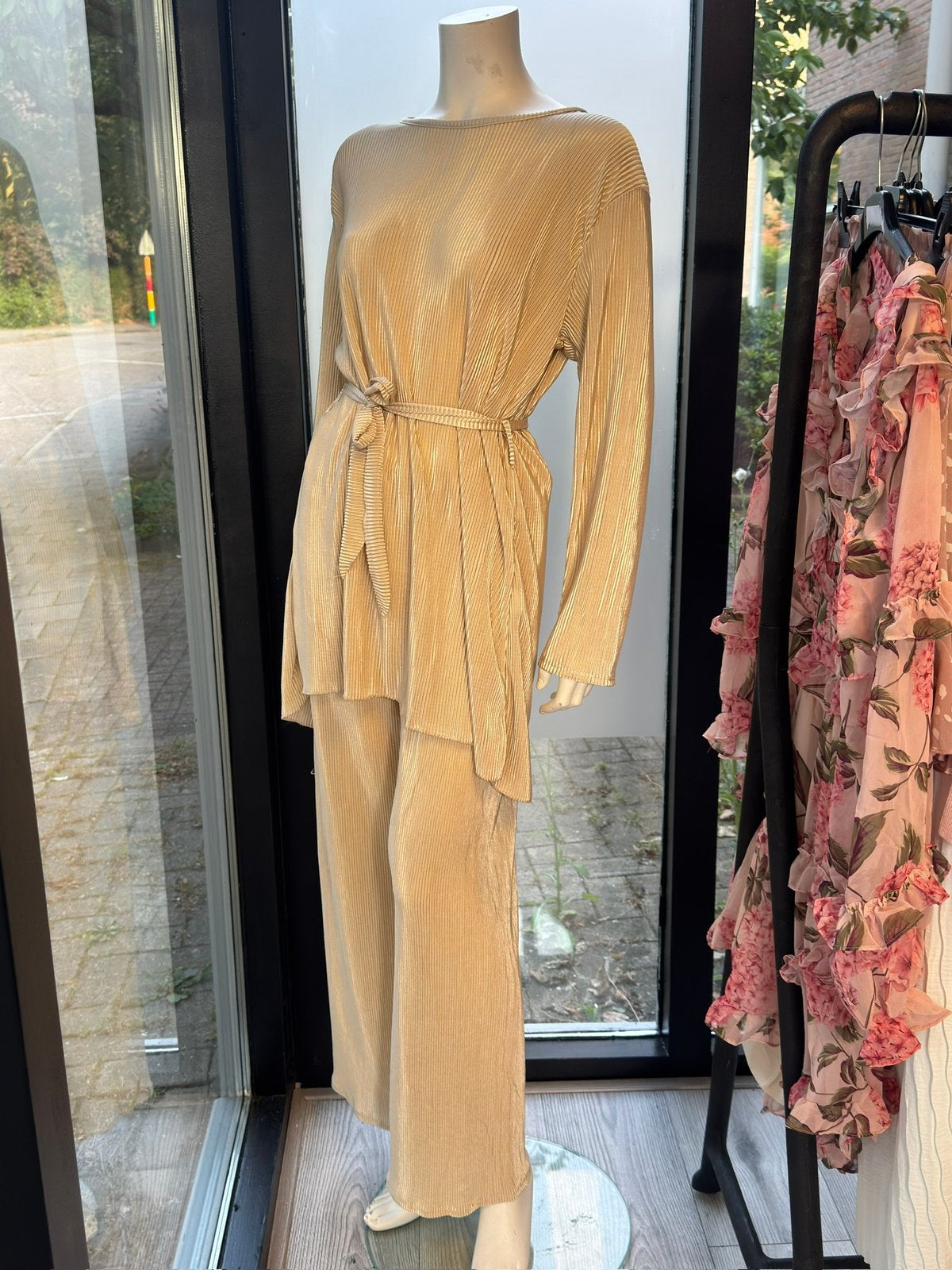 Dames kleding NIEUW met prijskaartjes. Partij, Ophalen of Verzenden, Nieuw