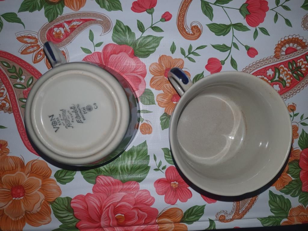2 vintage Rörstrand Elisabeth-theekopjes, Ophalen