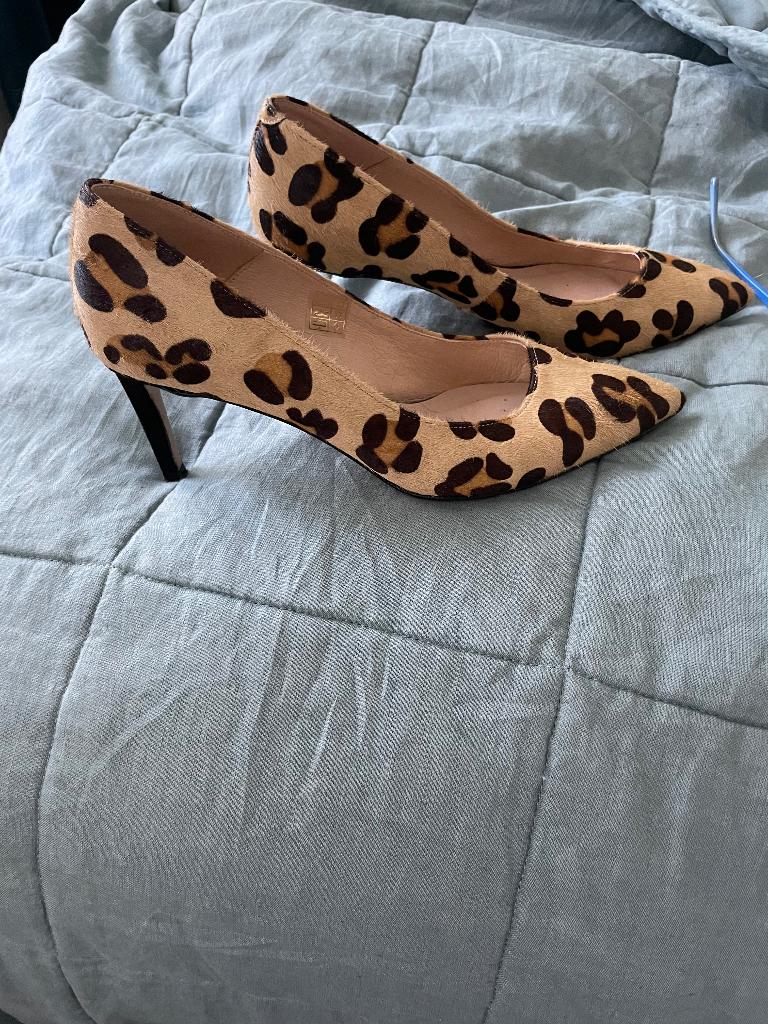 Panter print pumps van Zign, Kleding | Dames, Pumps, Beige, Ophalen of Verzenden, Zo goed als nieuw
