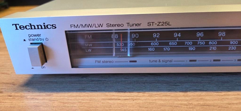 Technics ST-Z25L Stereo Tuner FM/MW/LW, Audio, Tv en Foto, Tuners, Gebruikt, Analoog, Ophalen of Verzenden