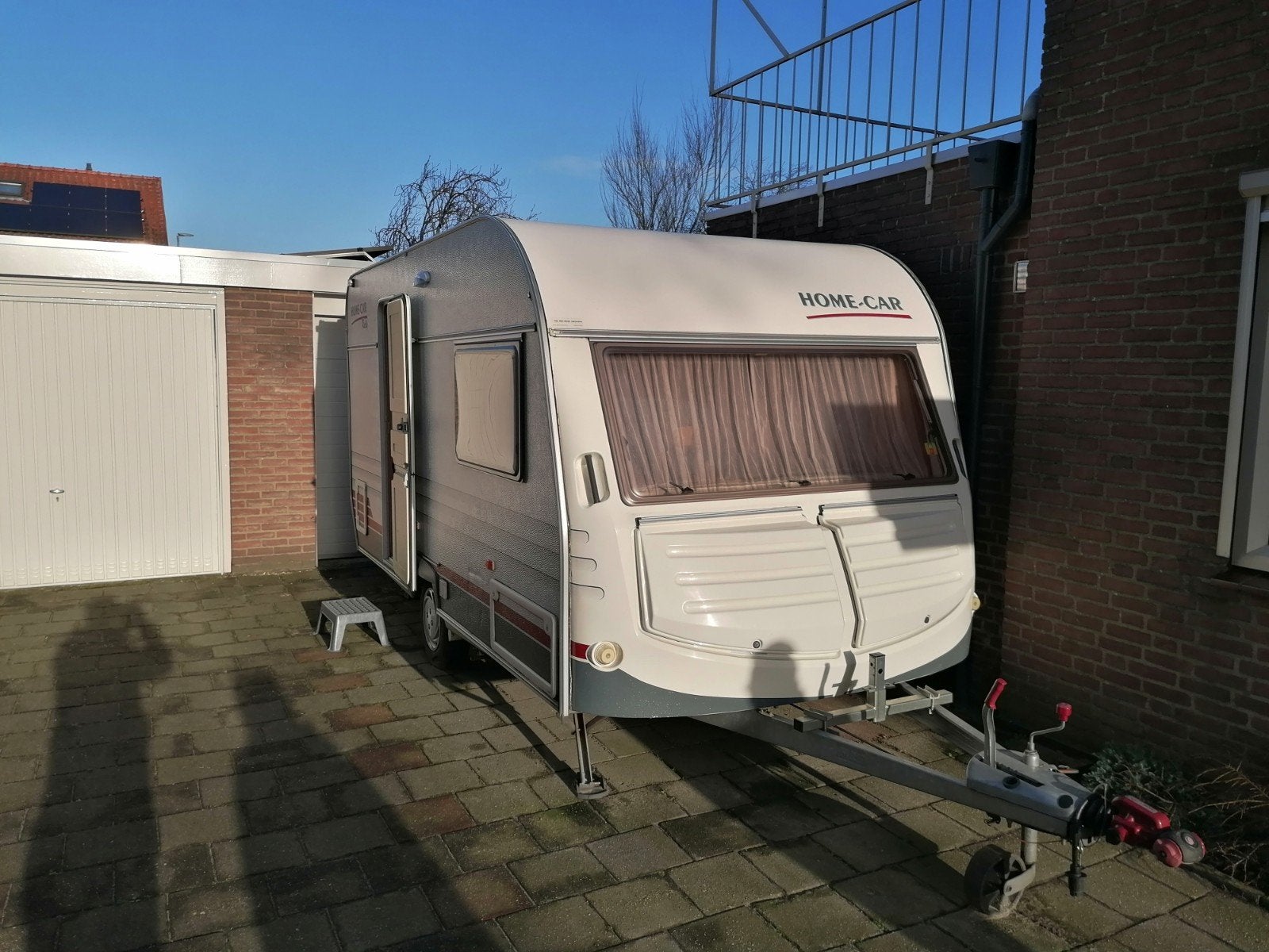Caravan Home-Car Racer 403H - Compacte en complete caravan, Caravans en Kamperen, Caravans, Home-car, Kachel, Particulier, 4 tot 5 meter