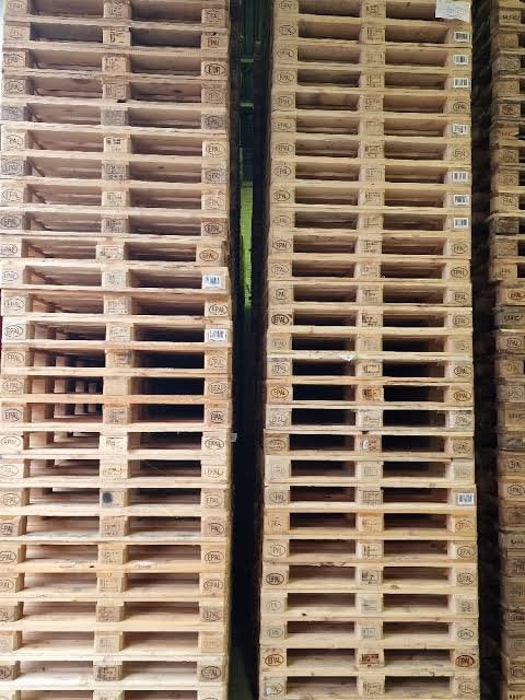 Euro pallets gezocht ! Gratis ophalen, Ophalen, Zo goed als nieuw, Pallet, Minder dan 200 cm