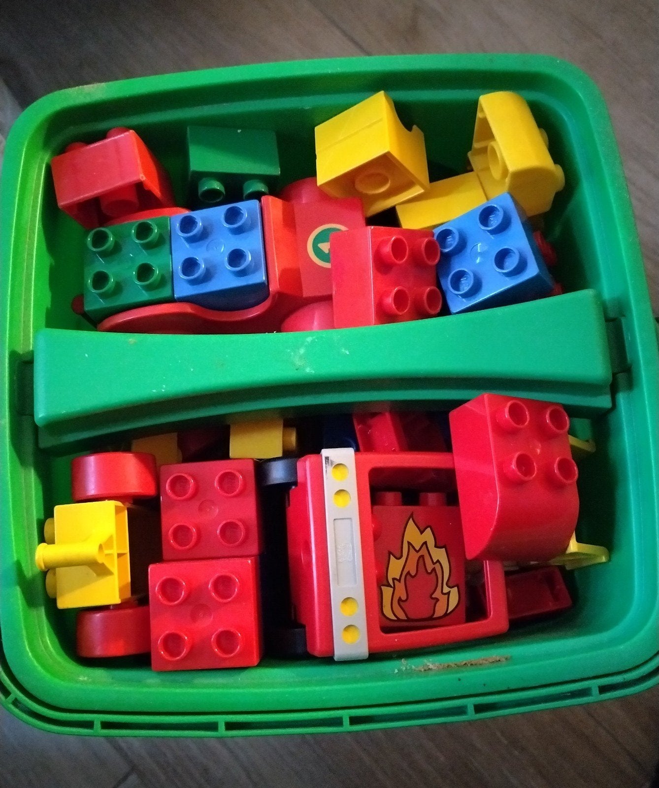 Emmer vol Duplo met een paar niet-originele blokjes, Ophalen of Verzenden, Gebruikt, Duplo