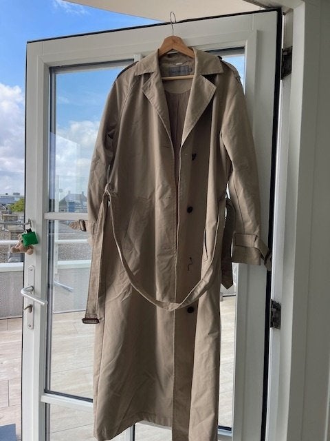 Calvin Klein lange dames regenjas, Beige, Ophalen of Verzenden, Zo goed als nieuw, Maat 36 (S)