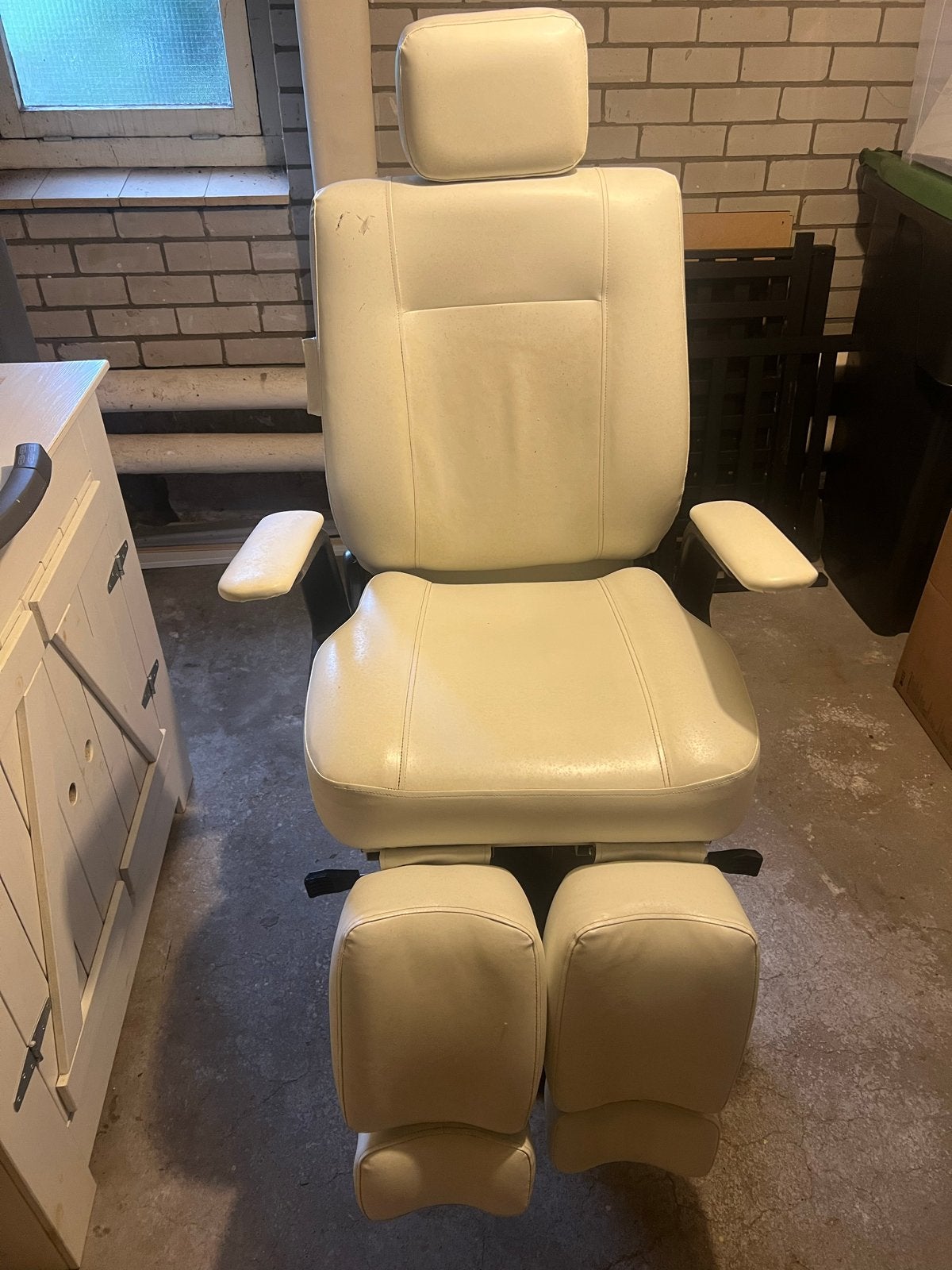 Behandelstoel schoonheidssalon/pedicure