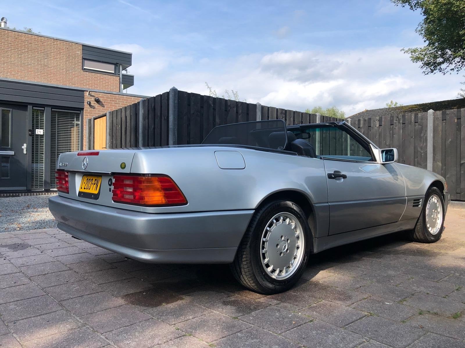 Mercedes-Benz Mercedes 1994 Grijs, Auto's, Automaat, Achterwielaandrijving, 4973 cc, Cabriolet