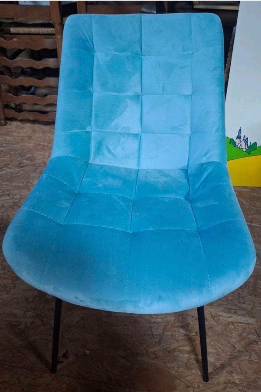 Nieuw licht blauw stoeltje, Ophalen, Nieuw, Blauw, Eén