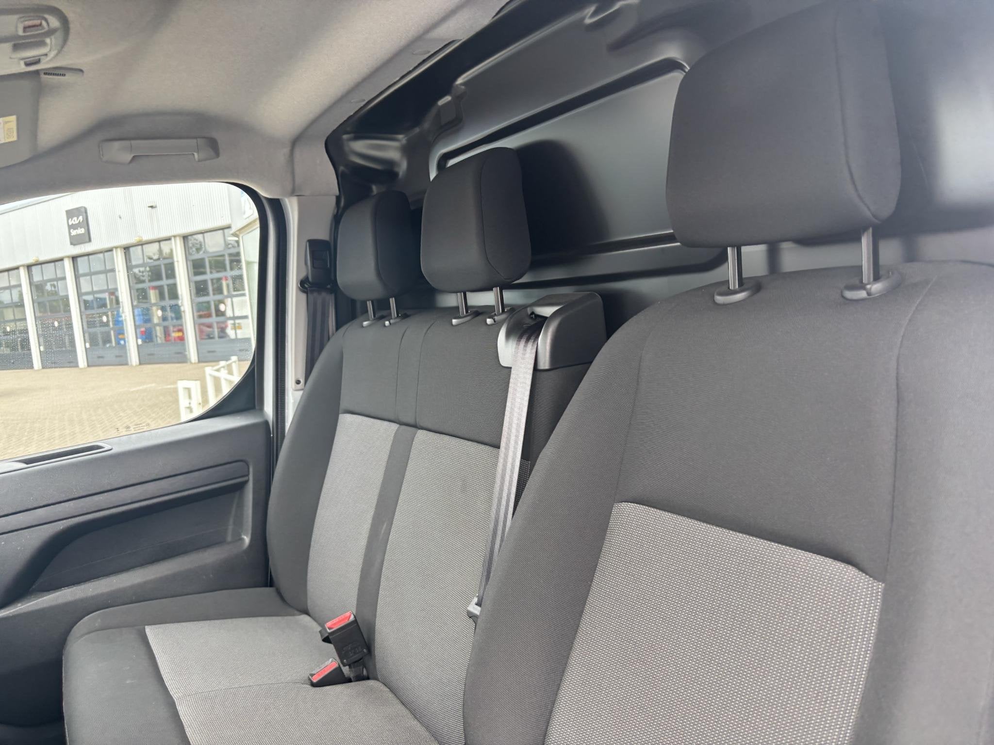 Toyota PROACE Electric Worker Live Extra Range Long 75 kWh S, Auto's, 330 km, Origineel Nederlands, 2028 kg, 1000 kg