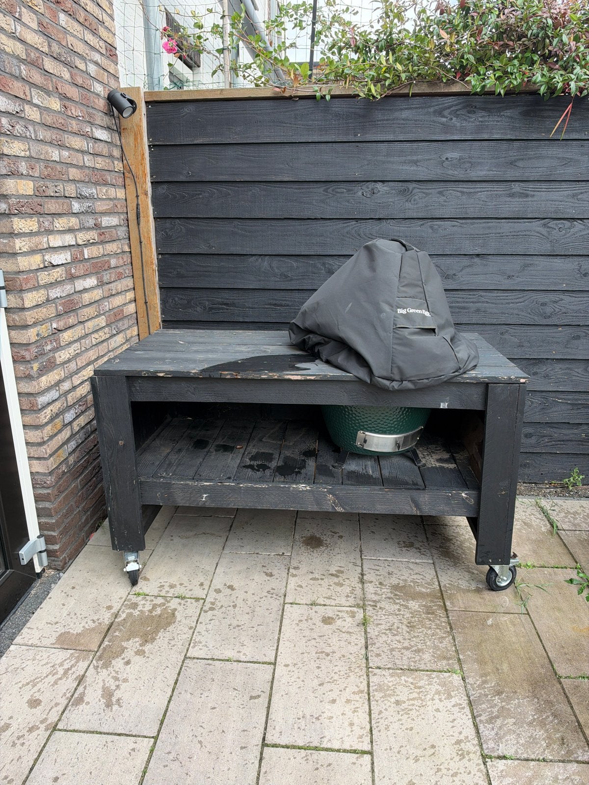 Buitenkeuken / BBQ-tafel op wielen, Ophalen, Gebruikt