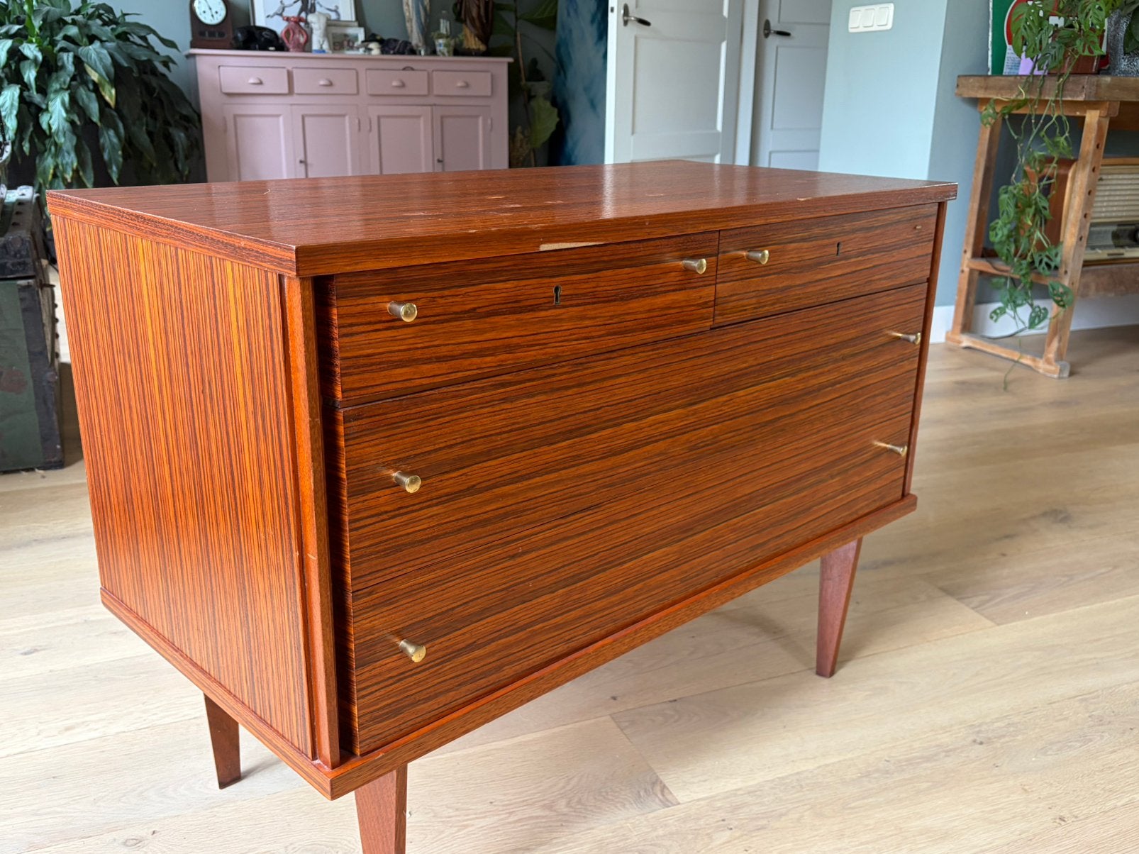 Vintage jaren '70 dressoir kersenhout, Huis en Inrichting, Gebruikt, 25 tot 50 cm, 50 tot 100 cm, Ophalen of Verzenden