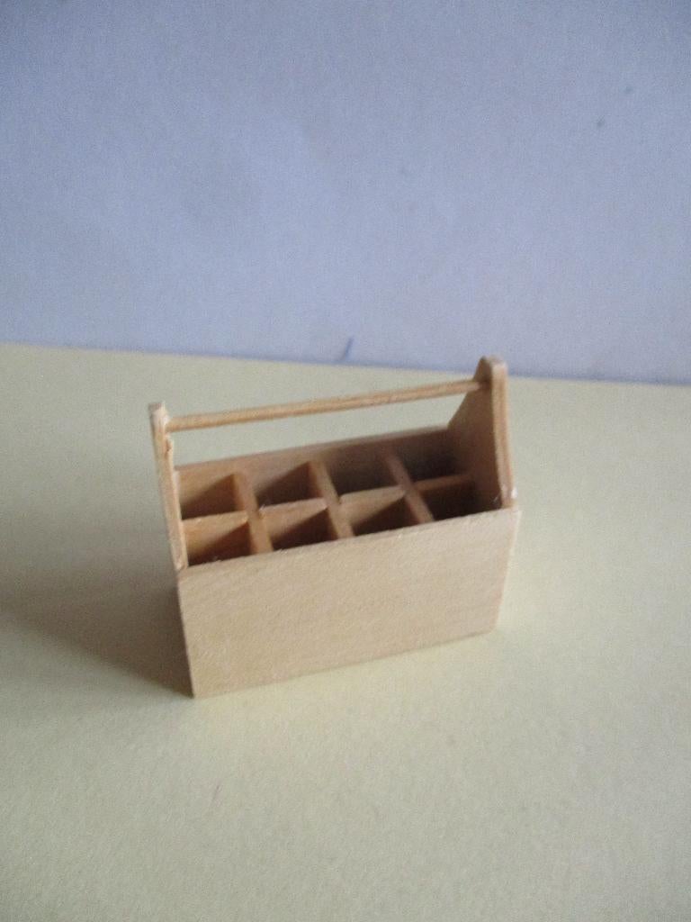 poppenhuis gereedschap kist hout, Verzamelen, Poppenhuizen en Toebehoren, Ophalen of Verzenden, Zo goed als nieuw, Decoratie