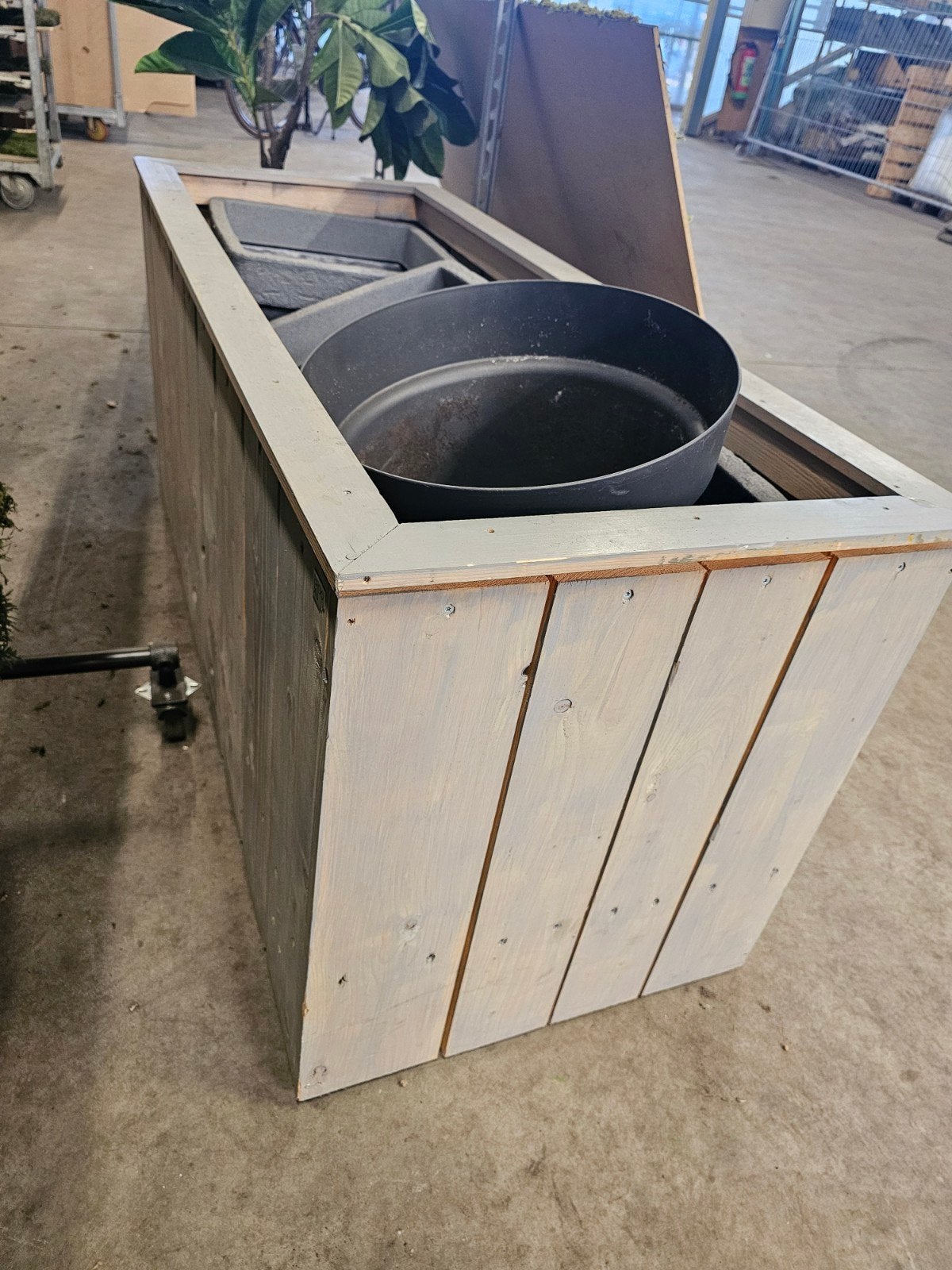 Verrijdbare plantenbak van hout, Tuin en Terras, Ophalen, Gebruikt, 100 cm of meer, Binnen