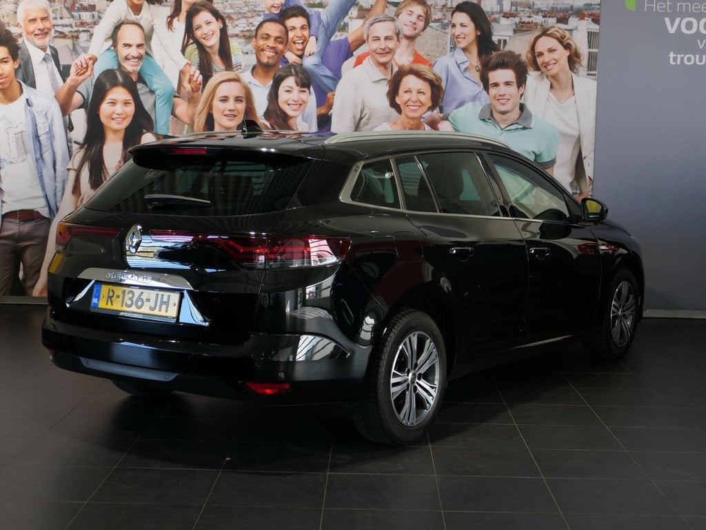 Renault Mégane Estate 1.3 TCe Intens - Occasion Lease vanaf, Gebruikt, 4 cilinders, Leder en Stof, Zwart