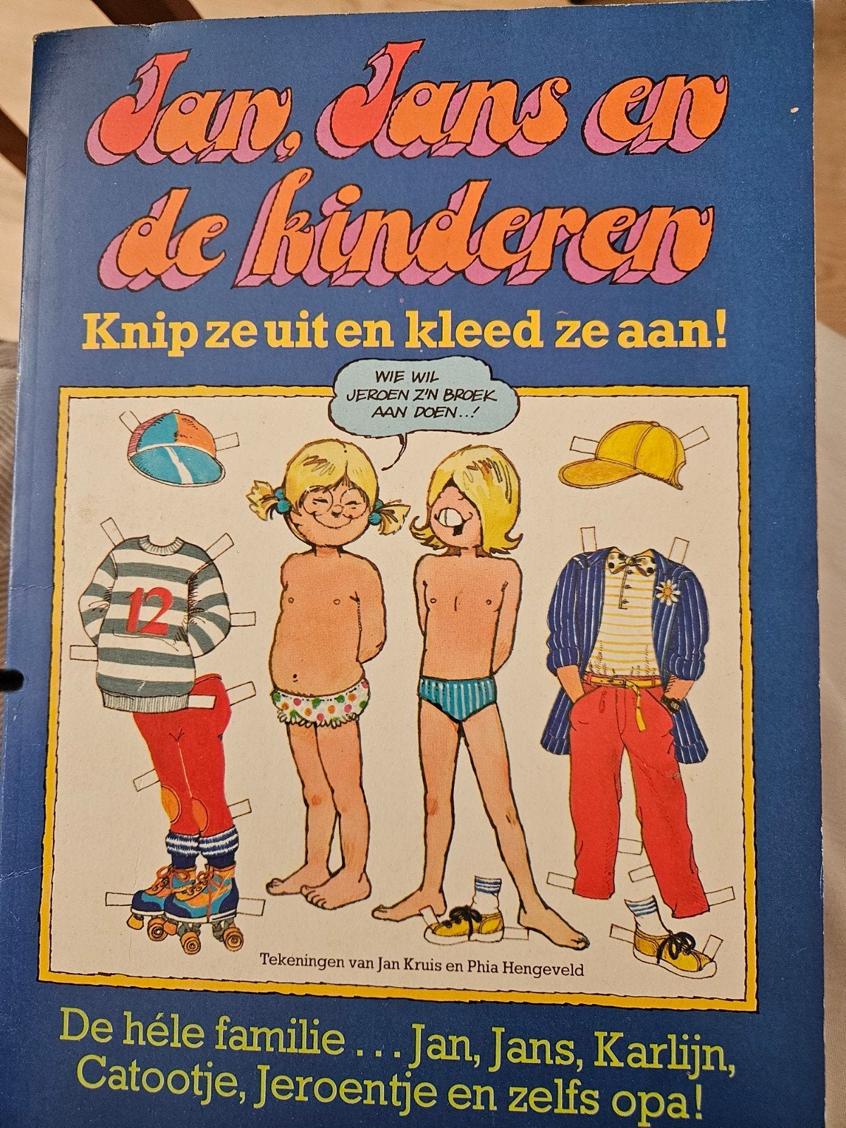 Jan, Jans en de Kinderen - Knip ze uit en kleed ze aan!, Eén stripboek, Ophalen of Verzenden, Jan Kruis, Gelezen
