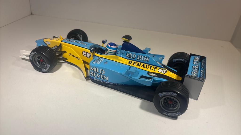 F1 Renault type r 202 universal hobbies 1.18, Hobby en Vrije tijd, Modelauto's | 1:18, Overige merken, Ophalen of Verzenden, A