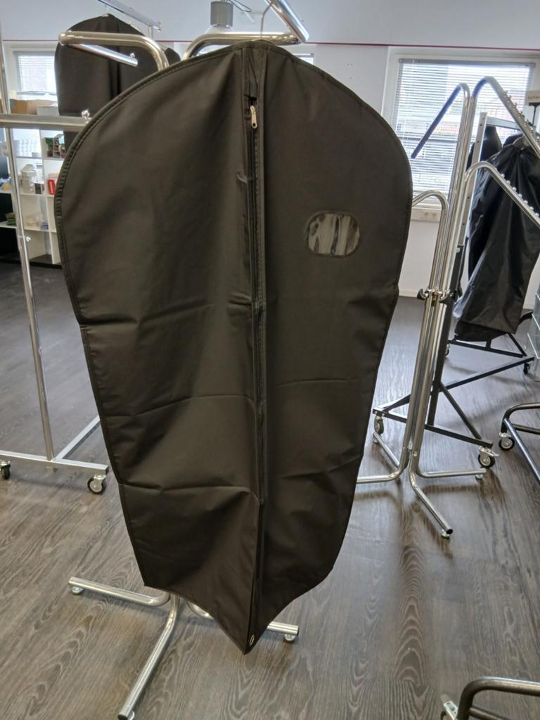 10 stuks nieuwe kledinghoezen., Kleding | Dames, Ophalen of Verzenden, Nieuw