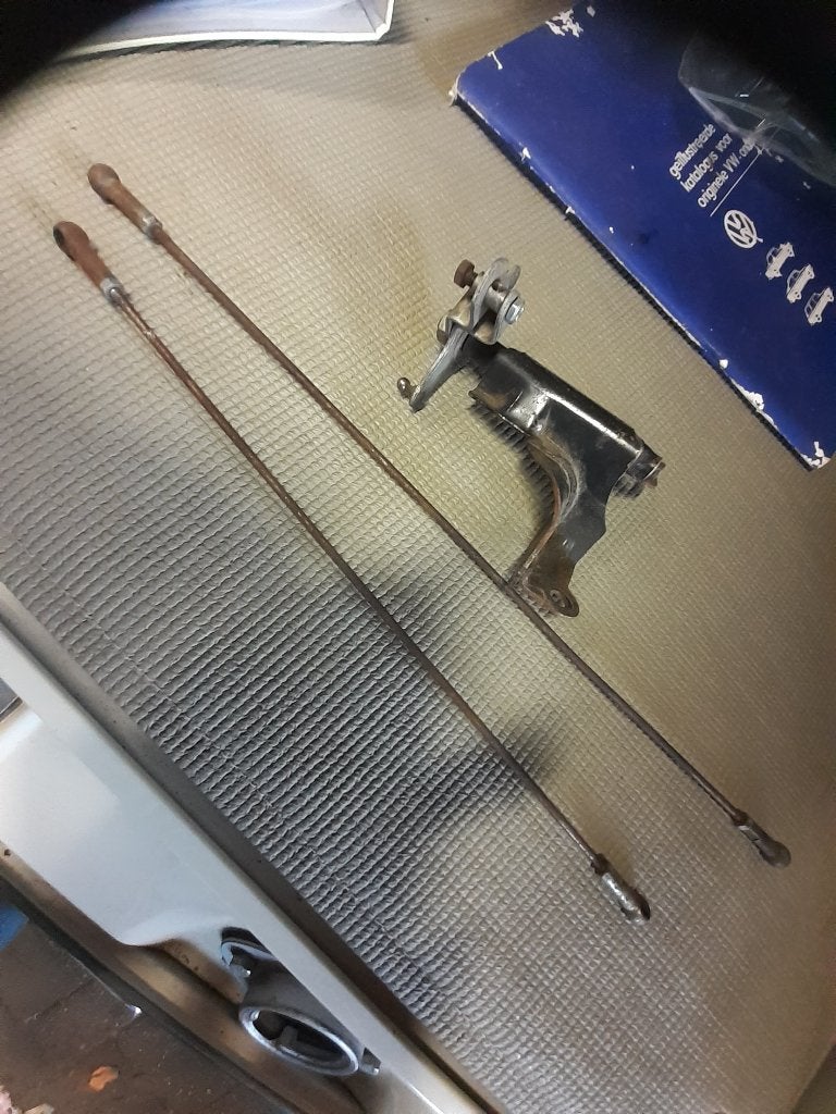 Gasstangenstelsel vw type 3 dubbele carburateurs, Auto-onderdelen, Motor en Toebehoren, Ophalen of Verzenden, Gebruikt, Volkswagen