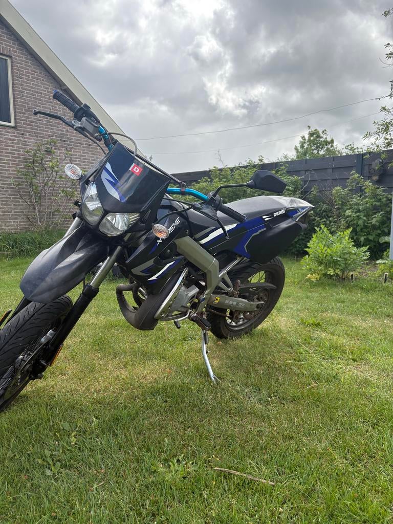 Derbi Senda xtreme SM origineel 50cc. 2007, Fietsen en Brommers, Brommers | Derbi, Ophalen, Gebruikt, Maximaal 45 km/u