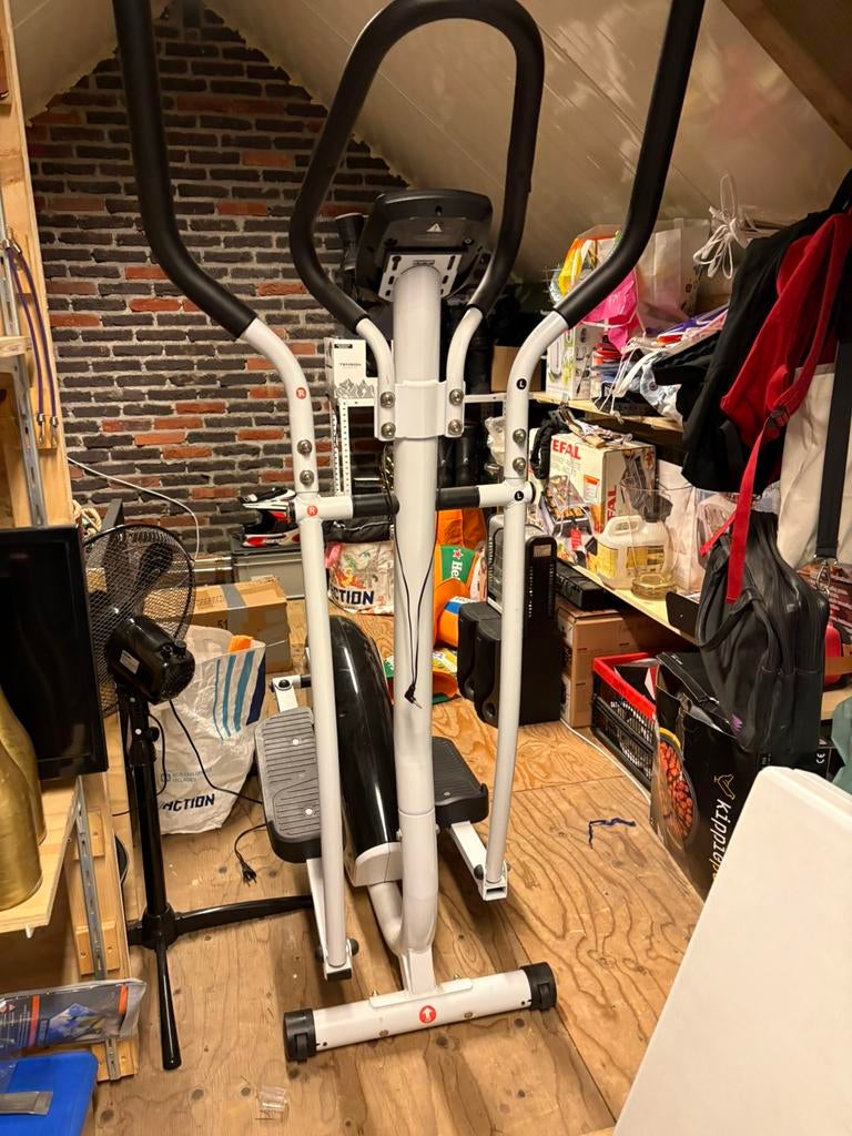 Mooie cross trainer, Ophalen, Zo goed als nieuw, Crosstrainer