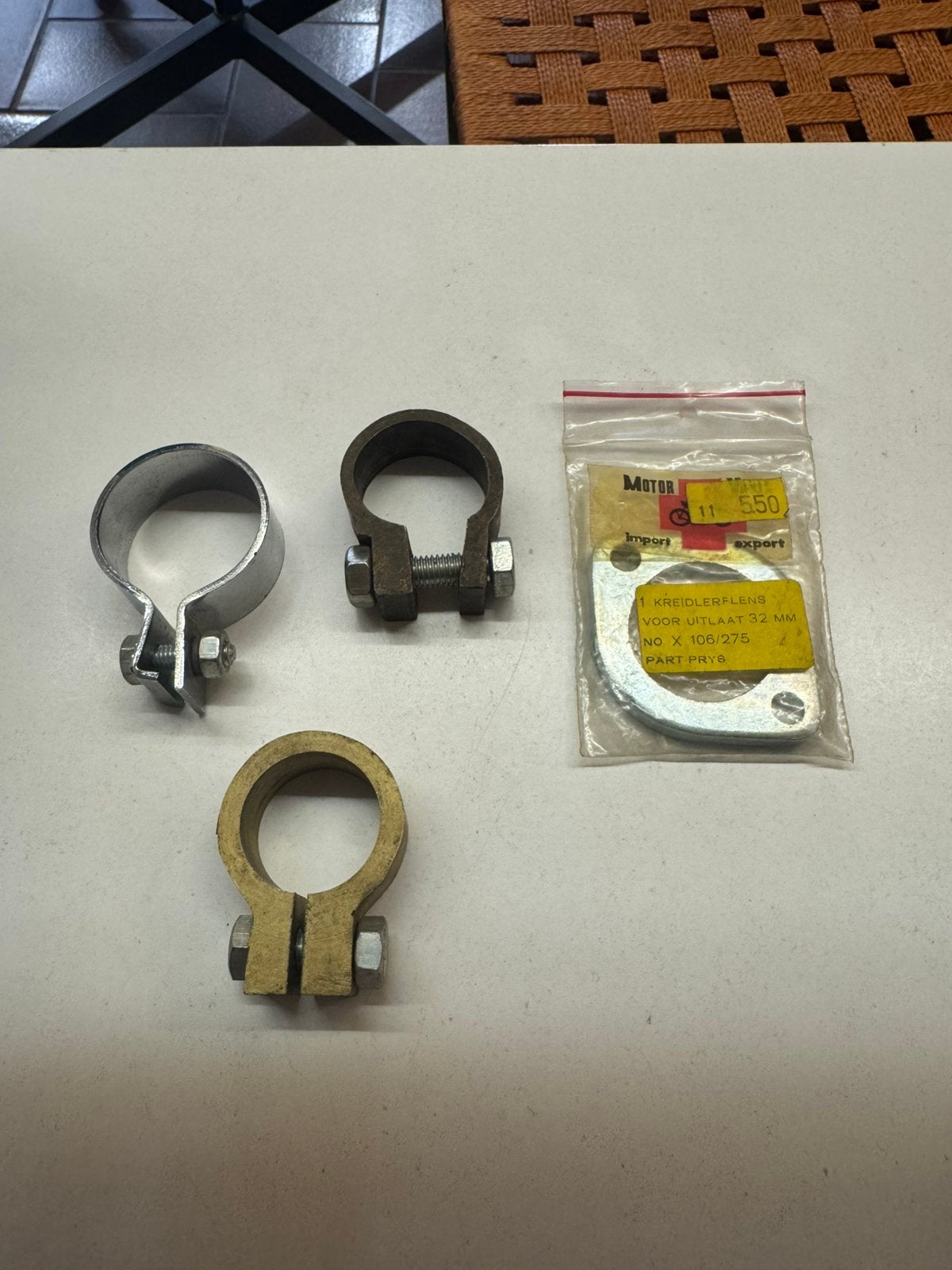 Kreidler flensplaat 32mm en uitlaatklemmen (Nr: 2357), Ophalen of Verzenden, Zo goed als nieuw, Uitlaat