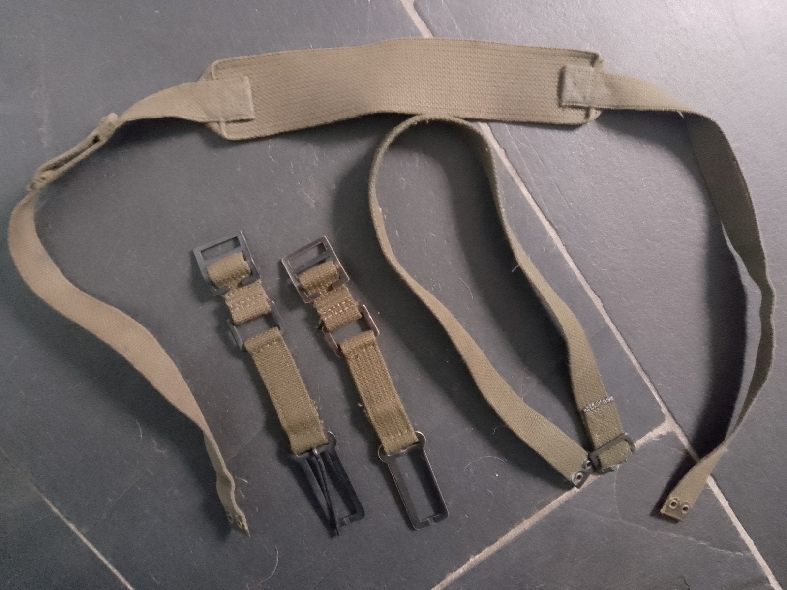 Set Leger Draagriemen - Militair Verzamelobject, Ophalen of Verzenden, Landmacht, Nederland, Overige typen