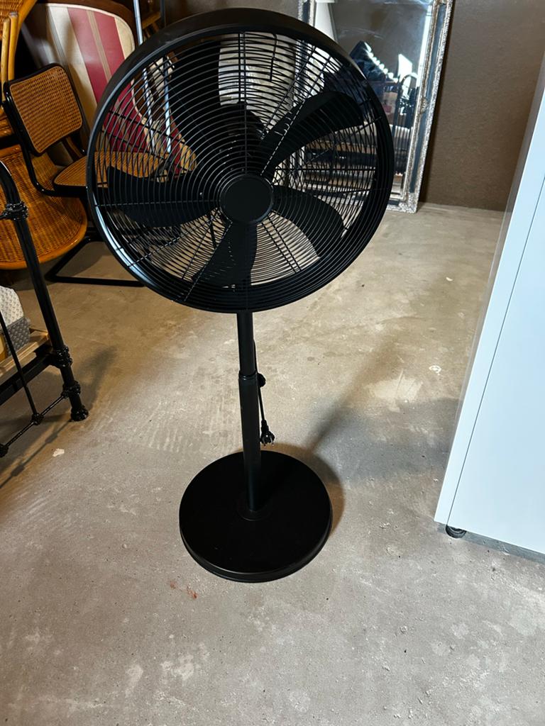 Zo goed als nieuwe staande ventilator, Ophalen, Zo goed als nieuw, Statiefventilator