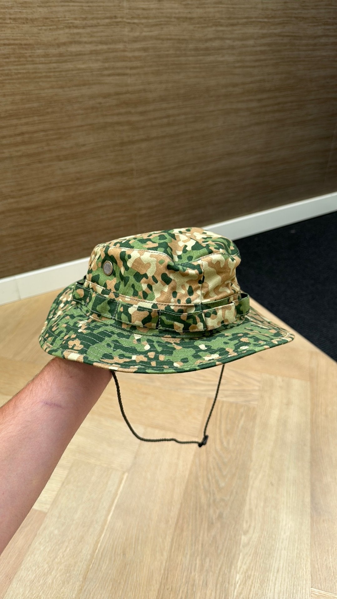Defensie nfp bonnie (als nieuw), Verzenden, Zo goed als nieuw