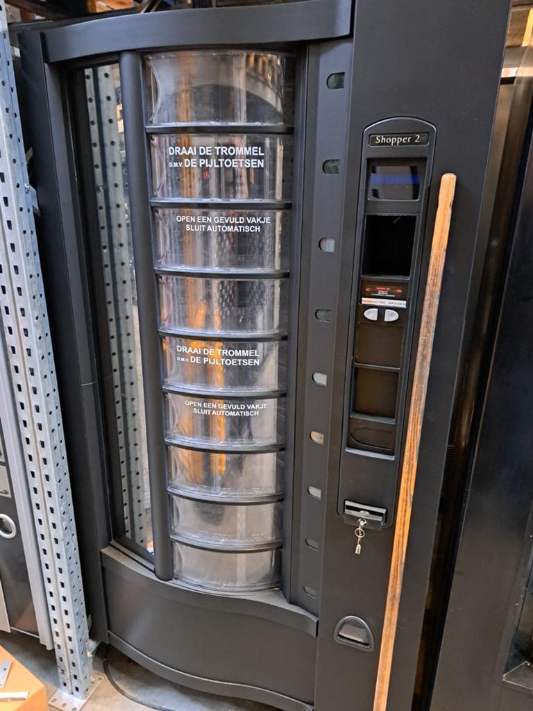 Fruit / zuivel automaat gekoeld, Verzamelen, Automaten | Overige, Ophalen