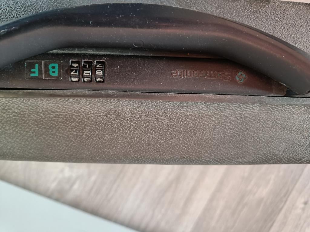 Samsonite Attache koffer, Sieraden, Tassen en Uiterlijk, Koffers, Zo goed als nieuw, Hard kunststof, Minder dan 50 cm, 45 tot 55 cm