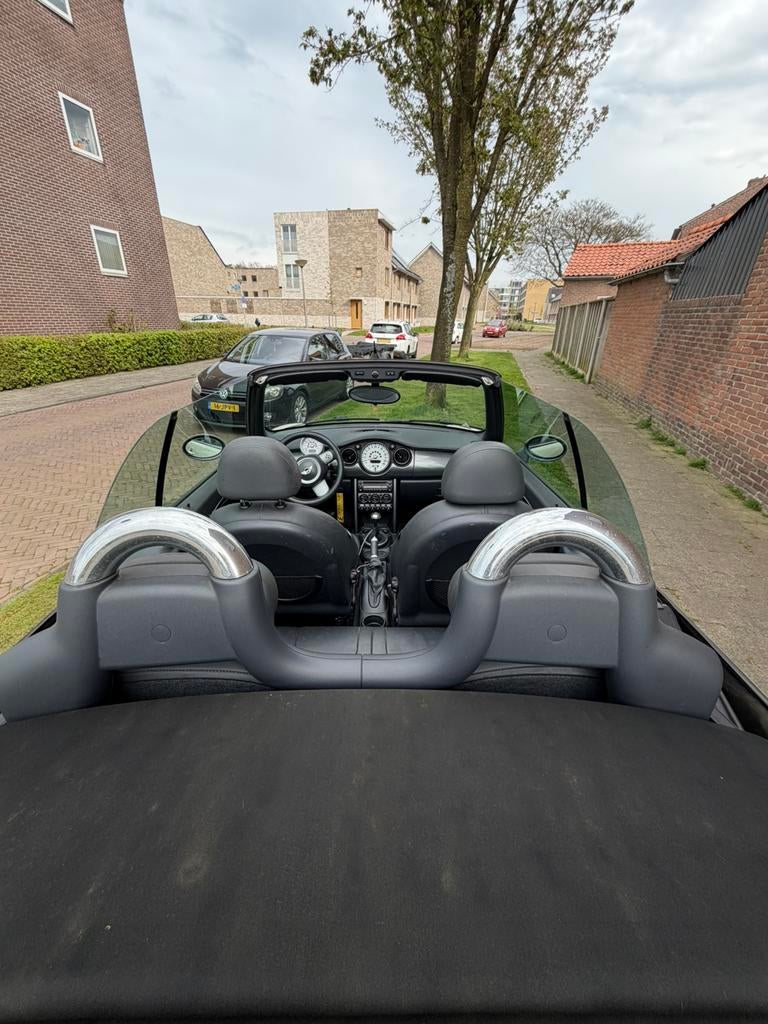 Mini 1.6 16V Cooper Cabrio 2006 Wit, Auto's, Voorwielaandrijving, Beige, 4 cilinders, Cabriolet