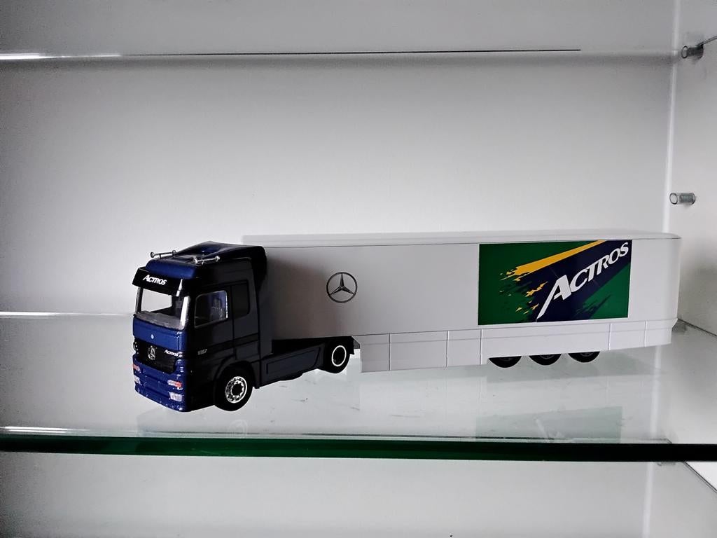 Mercedes Actros NZG showmodel in ovp, Ophalen of Verzenden, Nieuw, Bus of Vrachtwagen