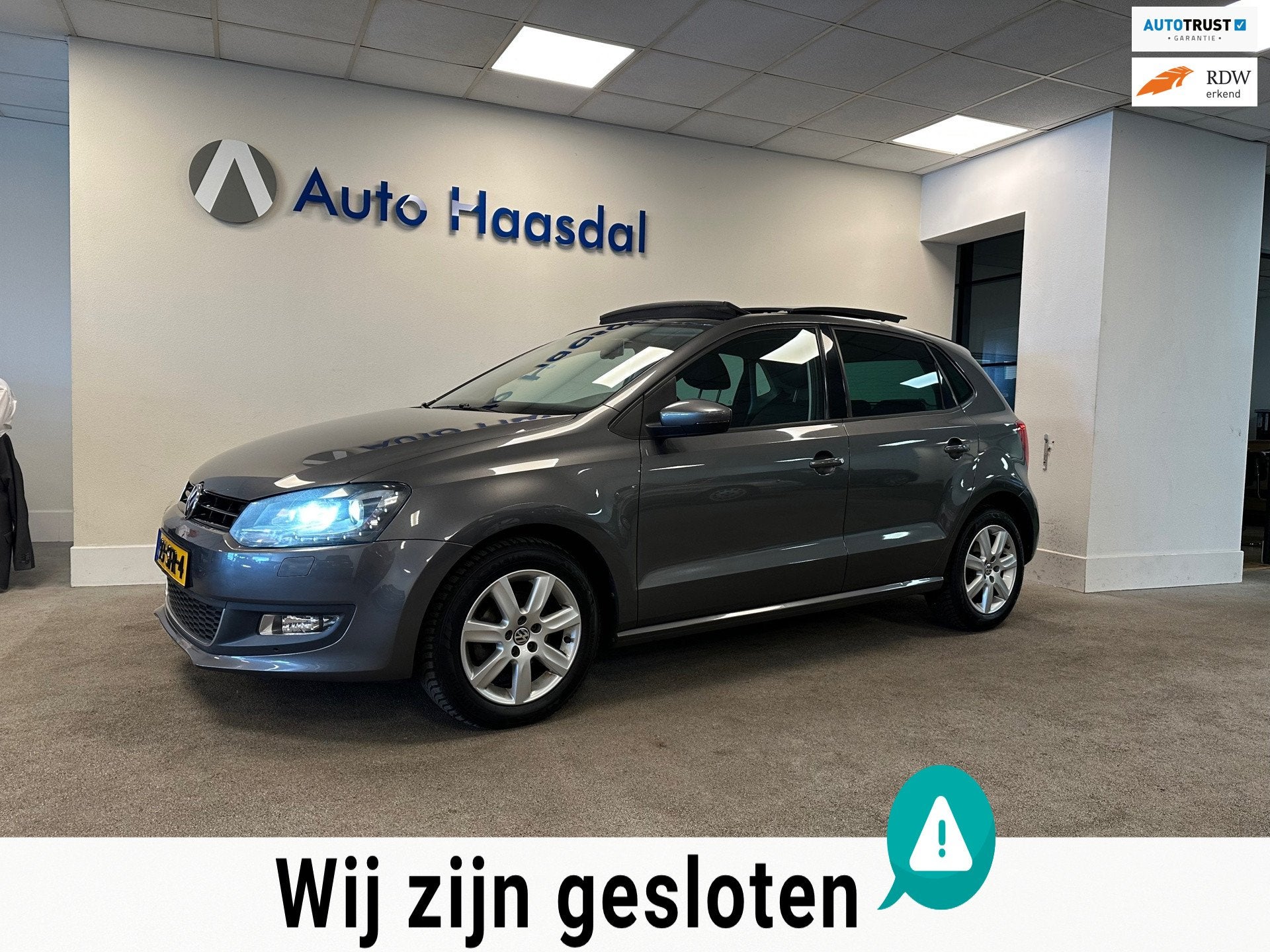 Volkswagen POLO 1.2 TSI Highline|DSG|PANO|TREKHAAK|VEEL OPTI, Auto's, Euro 5, Stof, Zwart, 4 cilinders