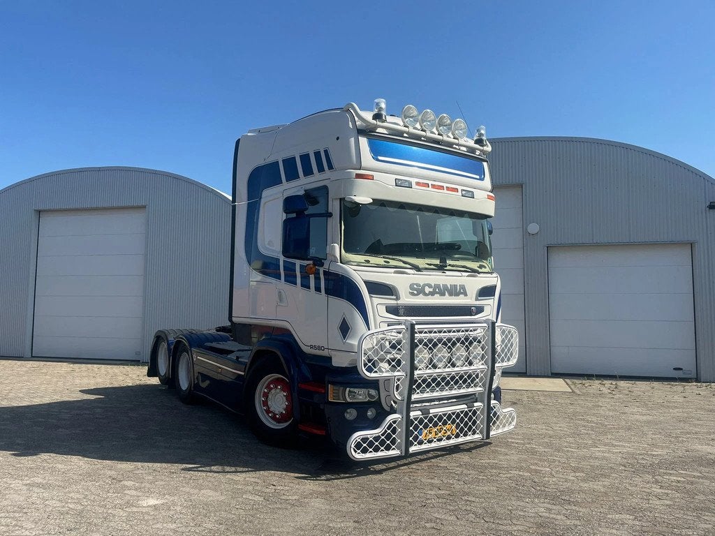 Scania R580 LA6X2HNB (bj 2015), Euro 6, Scania, Wit, Leder